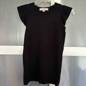 Black sleeveless knitted top with ruffled sleeves, great for the summer, size XS